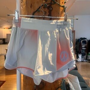 Madhappy x lululemon Women's Shorts - White and Pink